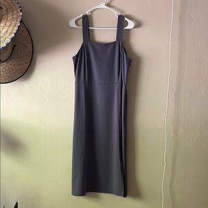 Elegant Dusty Lilac Sleeveless Dress